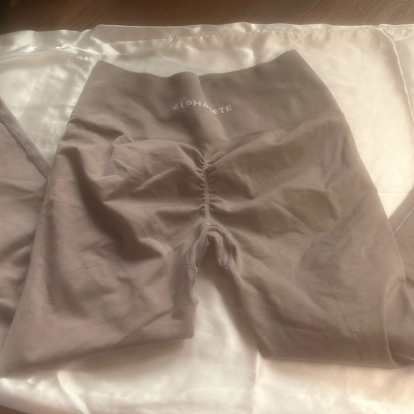 Alphalete Grey Active Shorts - Picture 1 of 4